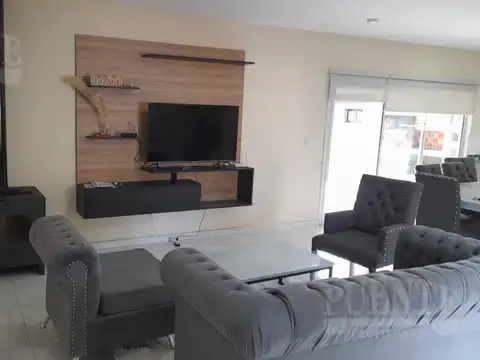 Casa en Venta en Costa Esmeralda, USD 230.000