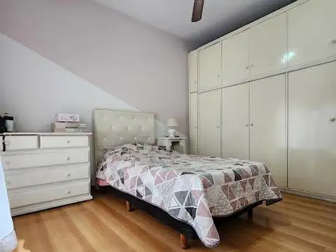 PH en  2 plantas de 4 amb.