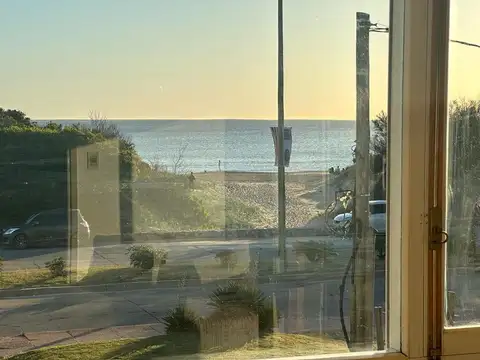 Casa en Alquiler Temporal en Playa Mansa, USD 10.000