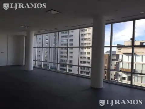 Oficina en Venta al Norte