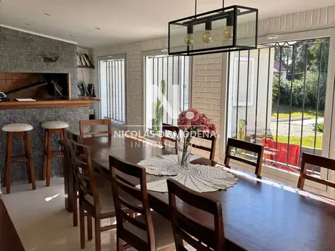 Casa en Alquiler Temporal en Cantegril, USD 14.400