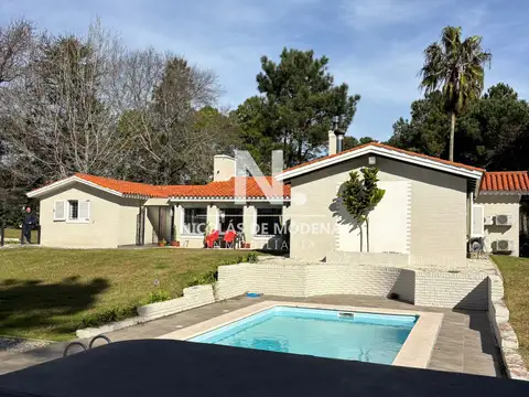 Casa de 5 Dormitorios en Punta del Este