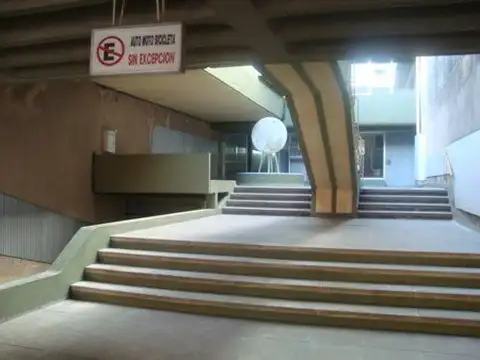 ILLIA A. 100, Piso 2