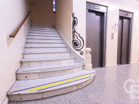 Sarmiento  al 1100  Edificio c/Chalet Diaz en Venta