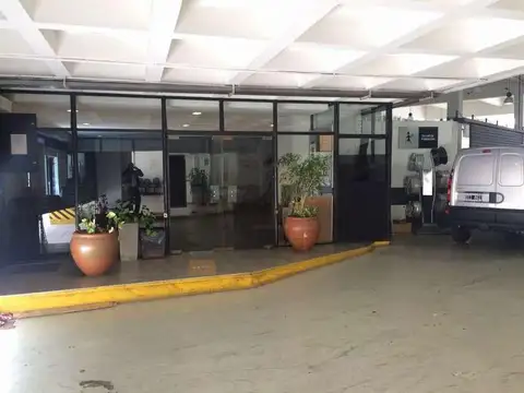 Galpon en Venta 37  mts Frente