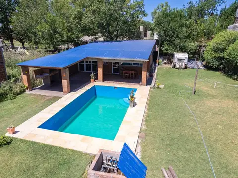 VENTA QUINCHO DE DOS DORMITORIOS Y PILETA. IBARLUCEA