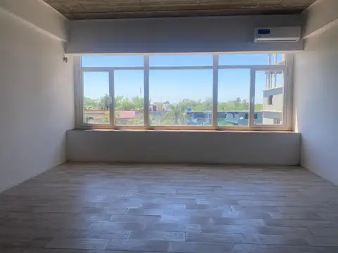 Oficina en Venta en Tigre Centro, USD 105.000