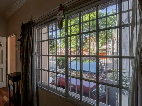 DUPLEX 3 DORMITORIOS Y JARDÍN APTO CRÉDITO LUGANO