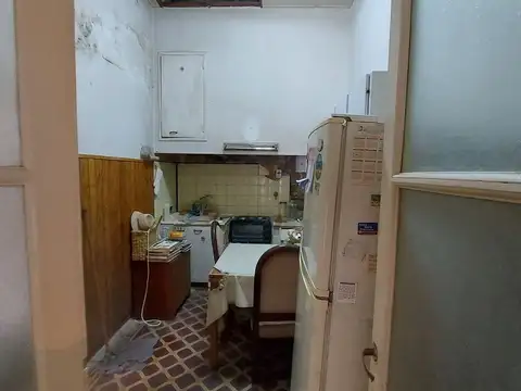 Avenida Doctor Carlos Merlassino 400