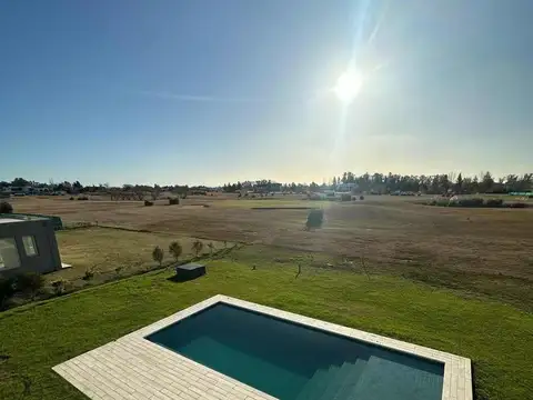 Casa en Venta en San Eliseo Golf & Country, USD 460.000