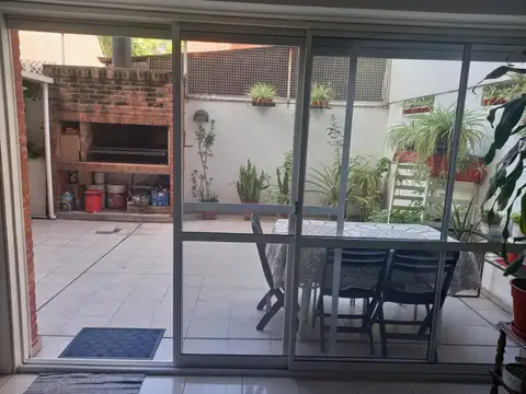 APTO PROFESIONAL Excelente 2 amb 93 m2 P Baja baño suite toilette pran patio Parrilla mts cuenca