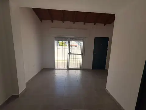 Depto Tipo Casa en Alquiler de 1 dormitorio