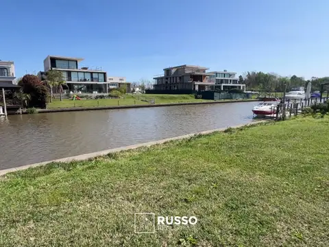 LOTE EN VENTA CON SALIDA AL RIO - EL YACHT - NORDELTA