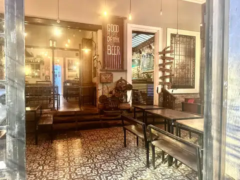 Alquiler Local en centro  comercial Victoria