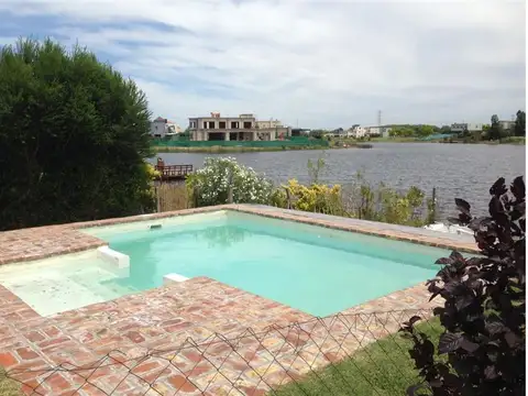 Casa a la Laguna, alquiler anual, 4 ambientes