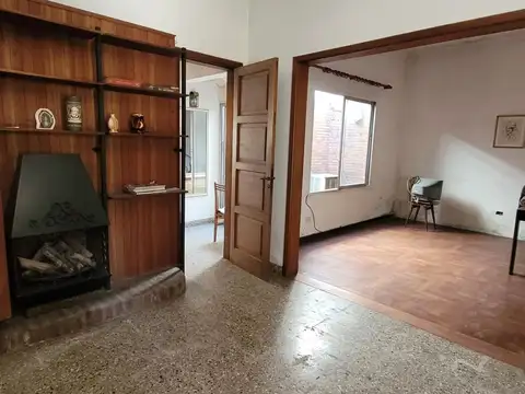 Casa en Venta en Temperley, USD 115.000