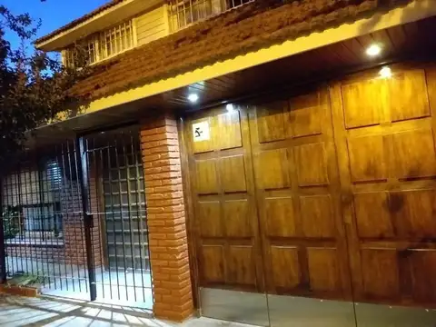 Zeballos e/ Spano y Maipu