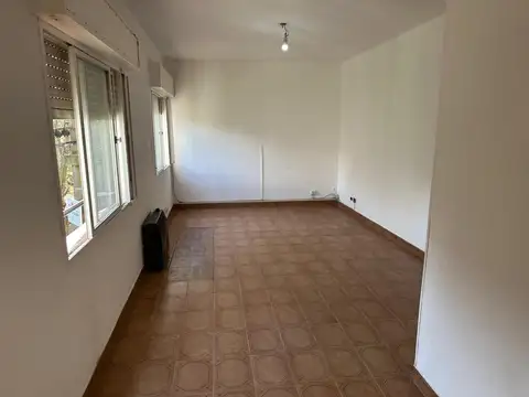 Departamento en venta - 2 Dormitorios 1 Baño - Villa Elvira