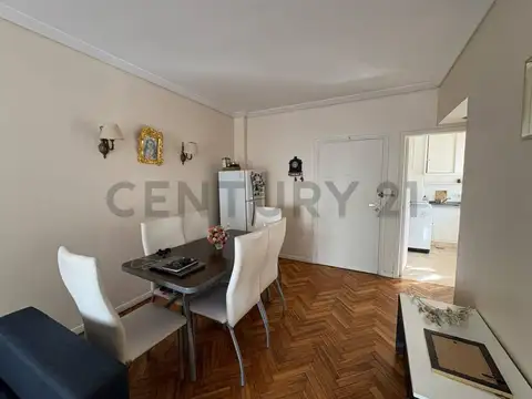 Venta departamento 3 ambientes  con dependencia en Belgrano