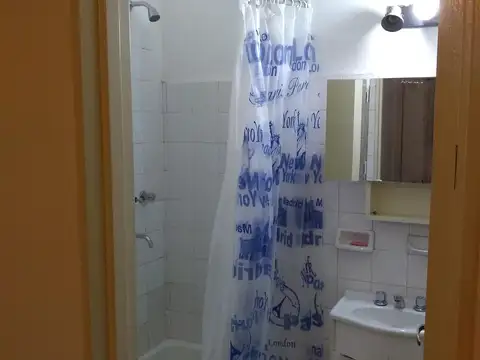 Valentín Gómez 3300, Piso PB