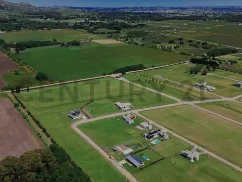 Terreno en Venta 49  mts Fondo