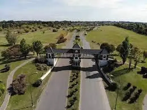 Av Dr  H Pueyrredon Pilar del Este Barrio Santa Emilia Etapa 6