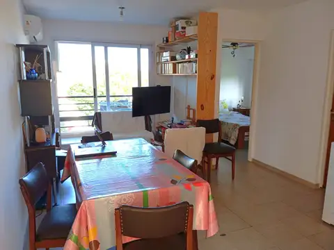 Avenida Pellegrini 3400, Piso 5