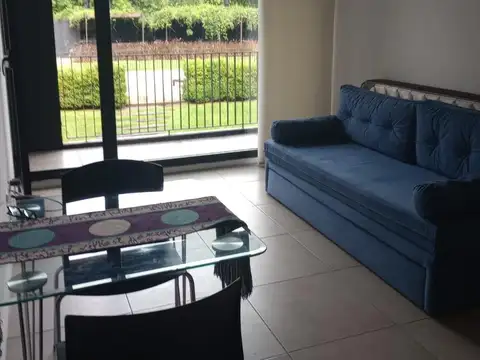 Departamento en Venta en Villa Rosa, USD 98.000
