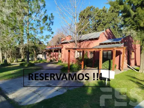 Venta de Casa en Country El Paraiso, Guernica