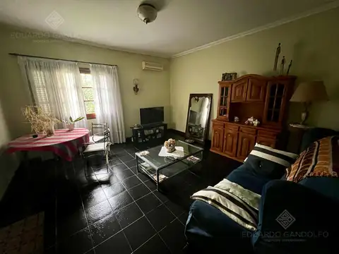 Casa en Venta en Remedios De Escalada, USD 145.000