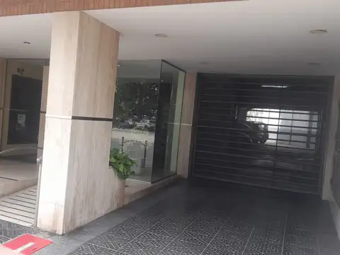 2 AMBIENTES AMPLIOS Y MUY LUMINOSOS MUY BUEN ESTADO