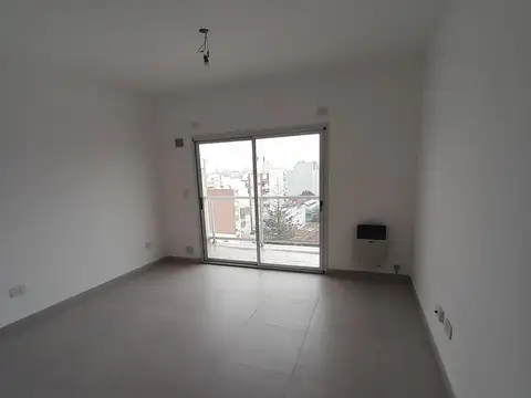 Departamento en Monte Castro