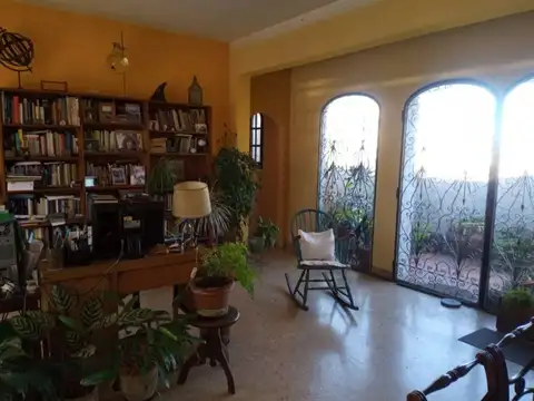Depto Tipo Casa 4 ambientes con 2 baños