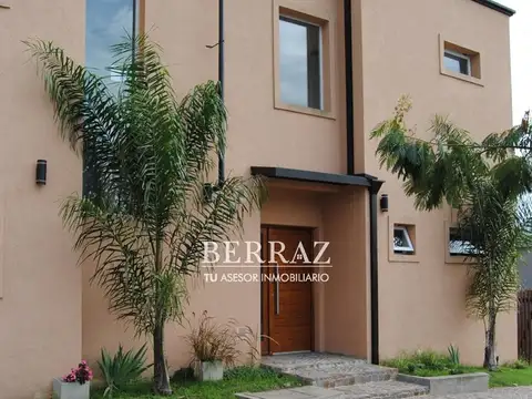 Casa en Venta en Pilar del Este - Santa Guadalupe, USD 220.000