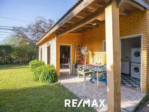 Casa 7 ambientes con 4 baños