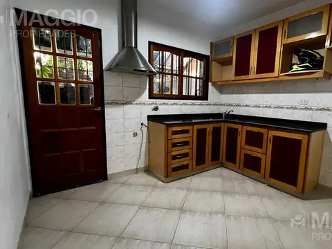 Depto Tipo Casa en Alquiler de 2 dormitorios