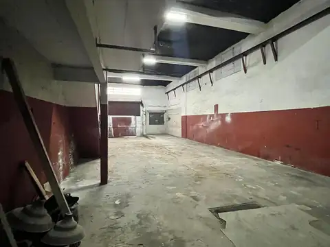 Galpon en Venta 21  mts Fondo