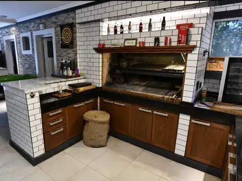 Casa en barrancas de Guido Quilmes centro