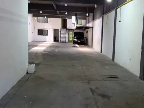 Galpon en Alquiler 8,66  mts Frente