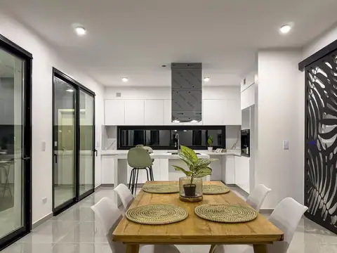 Casa en Venta en Countries y Barrios Cerrados en Ezeiza, USD 540.000