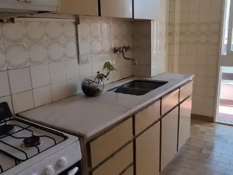 Montevideo 300, Piso 5