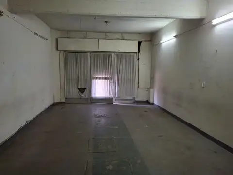 Galpon en Alquiler 4  mts Frente