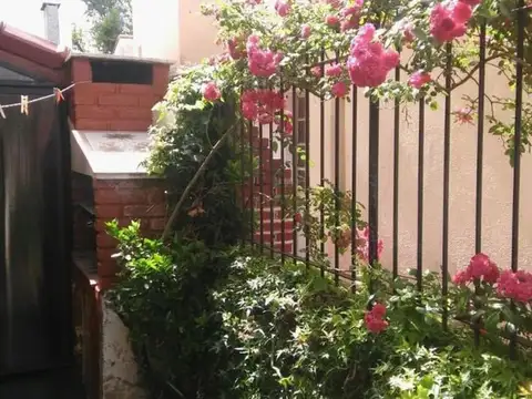 Casa en venta - 2 dormitorios 1 baño - Cochera - 70mts2 - San Clemente Del Tuyú