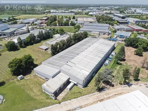 Imponente Galpón Industrial en Pilar — Venta y Alquiler- 8.166 M2