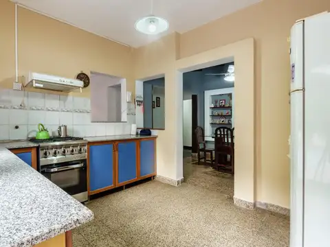 Depto Tipo Casa en Venta de 5 ambientes