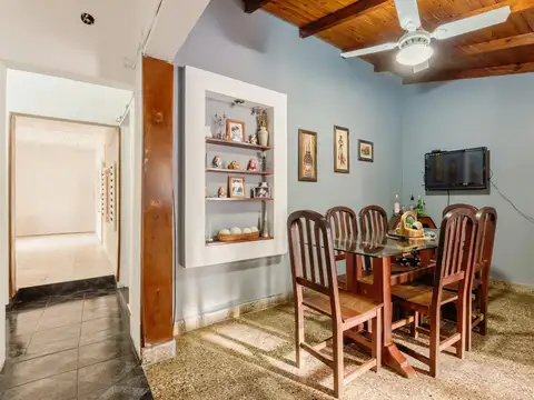 Depto Tipo Casa 5 ambientes con 1 baño