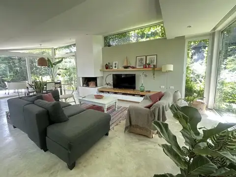 Av. Jorge Newbery 4600, B7600 Mar Del Plata, Provincia De Buenos Aires, Argentina, Mar Del Plata, Buenos Aires, Argentina.