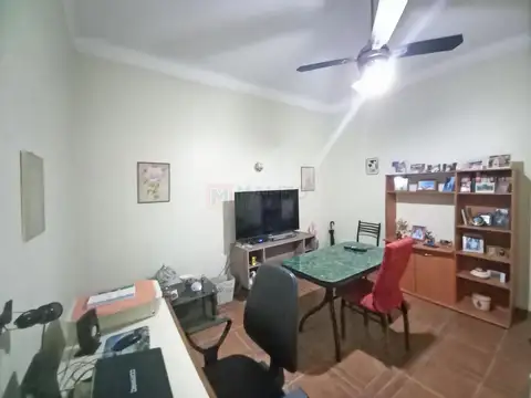 Depto Tipo Casa en Venta 40 años