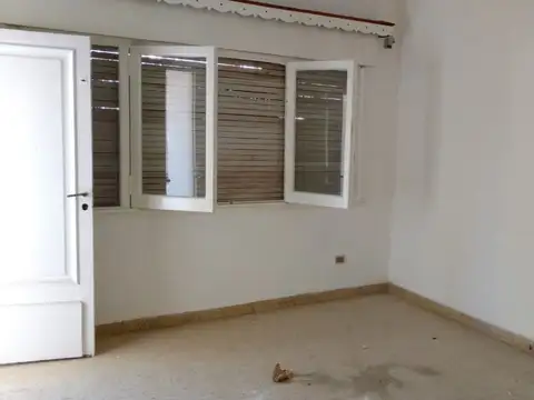 Depto Tipo Casa en Venta en Paso Del Rey, USD 80.000
