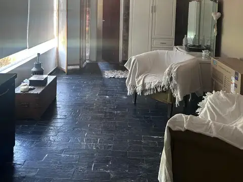 Casa venta  en Villa Belgrano 3 dormitorios patio pileta